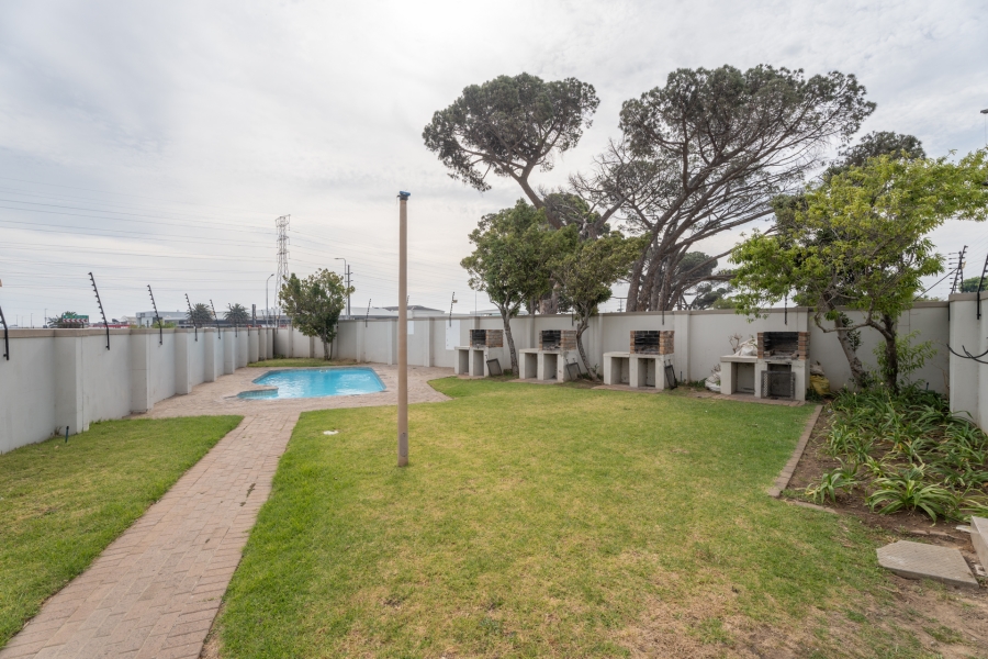 3 Bedroom Property for Sale in Van Der Stel Western Cape